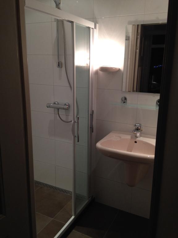 Bed and Breakfast De Rede Molkwerum Экстерьер фото